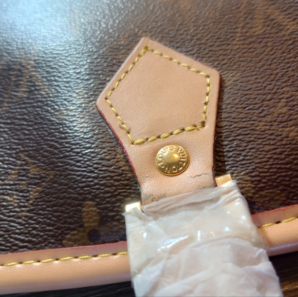 Louis Vuitton Monogram Cowhide Leather Garment Bag W/ Cover Hanger Paris France - Picture 7 of 15